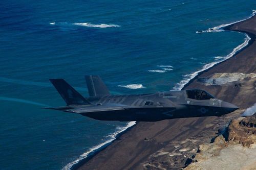 Nhật Bản phê duyệt kế hoạch mua máy bay chiến đấu F-35B