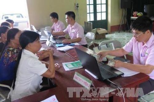 Bước đột phá để thoát nghèo