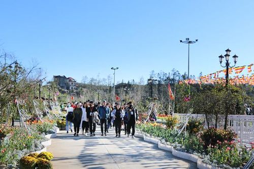 Lào Cai liên kết vùng Tây Bắc phát triển du lịch
