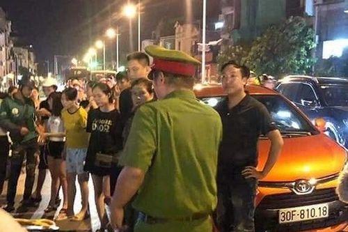 Khởi tố đối tượng dùng dao đâm trọng thương đối phương do va chạm giao thông