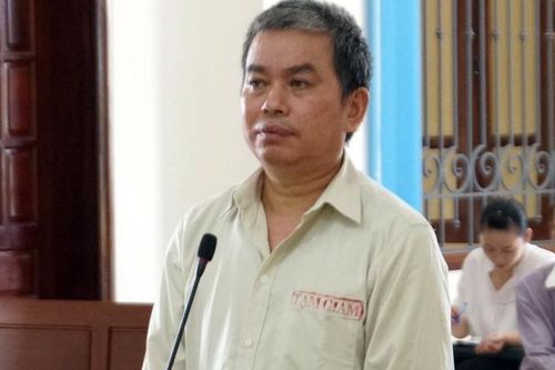 Tử hình bị cáo giết mẹ vì nợ vàng