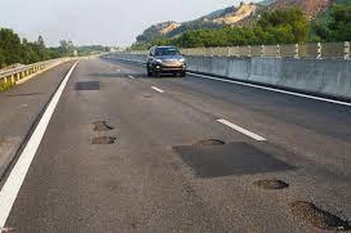 Cao tốc Đà Nẵng - Quảng Ngãi chưa được thu phí vì chưa khắc phục xong hư hỏng