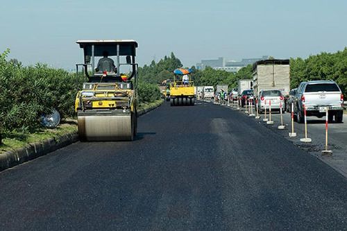 Giải tán quỹ vẫn thu phí hàng chục tỷ, có giảm được ban phát?