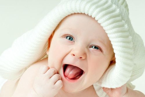 Gặp người lạ lần 2 dính bầu đẻ con, trách nhiệm người cha ra sao?