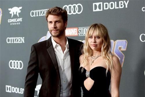 Sốc: Bạn bè của Liam Hemsworth tiết lộ nam diễn viên thường xuyên bị Miley Cyrus nhục mạ
