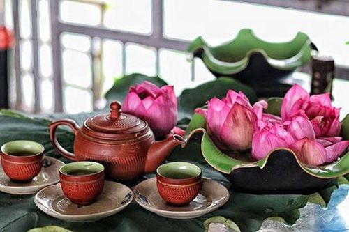 Trà sen và 9 công dụng bất ngờ