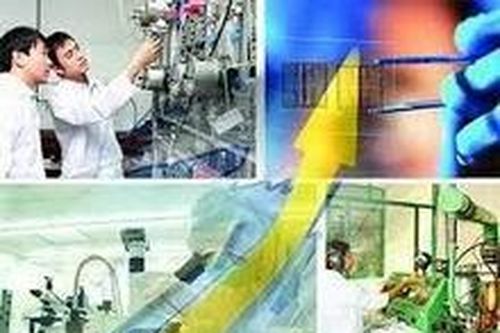 Đẩy mạnh phát triển khoa học và công nghệ