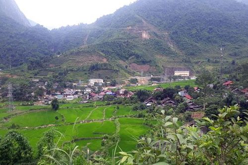 Khó khăn trong nâng cao thu nhập cho người dân ở Bản Hồ
