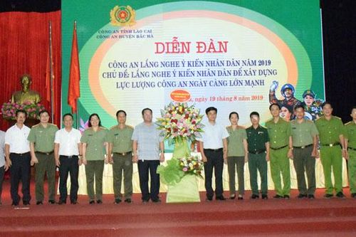 Công an huyện Bắc Hà tổ chức diễn đàn 'Lắng nghe ý kiến nhân dân' năm 2019