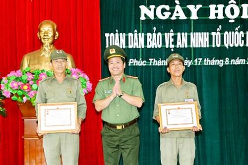 Huy động sức mạnh tổng hợp trong phong trào Toàn dân bảo vệ ANTQ