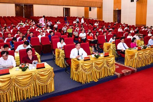 Tăng trưởng tín dụng chính sách bình quân đạt 9,93%/năm