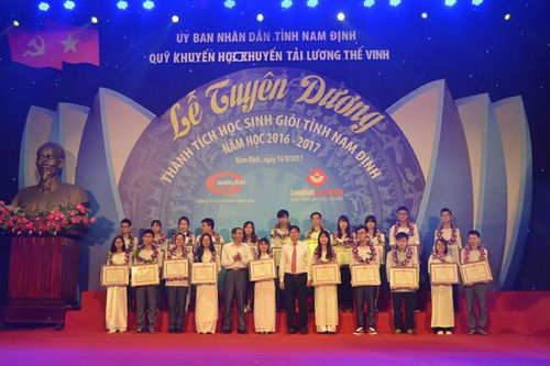 Khuyến học ở đất học