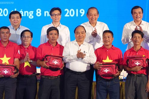 Thủ tướng: Miền Trung phải thực sự là 'đất lành, chim đậu'