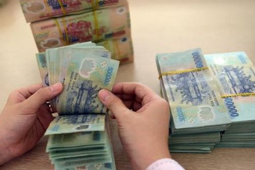 Lừa xin việc lấy hơn 800 triệu bị tội gì?