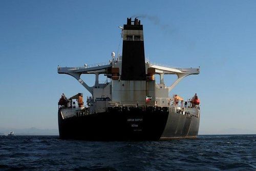 Mỹ cảnh báo nhiều nước không được giúp tàu chở dầu Iran
