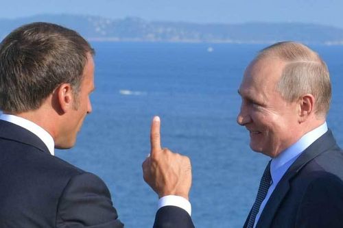 Putin 'vặn lại' lời 'lên lớp' của Tổng thống Pháp