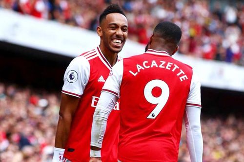 Arsenal thưởng đậm bộ đôi Aubameyang - Lacazette