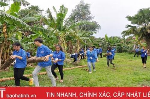 'Trái tim xanh' của phong trào tình nguyện ở huyện biên giới Hà Tĩnh