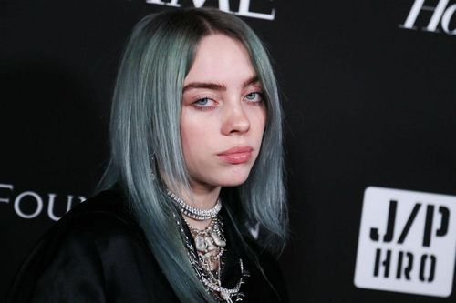 Billie Eilish lên ngôi vương Billboard với ca khúc 'Bad Guy'