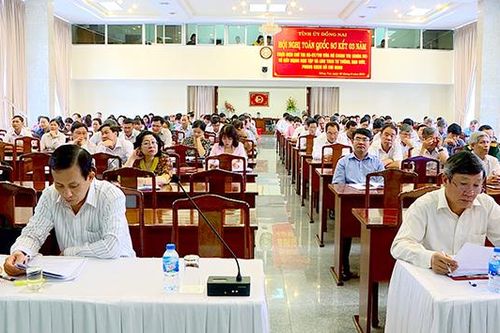Phải tạo phong trào chuyển biến thực sự theo gương Bác