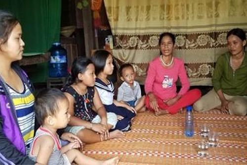 Y tế - Sức khỏe Y tế - Sức khỏe Gập ghềnh bước chân y tế thôn bản