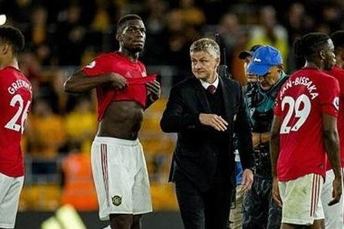 Paul Pogba đá hỏng phạt đền, Man Utd bị cầm hòa