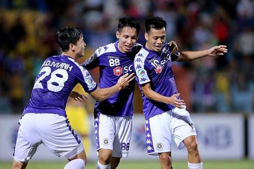 CLB Hà Nội đang hụt hơi khi ra châu lục?