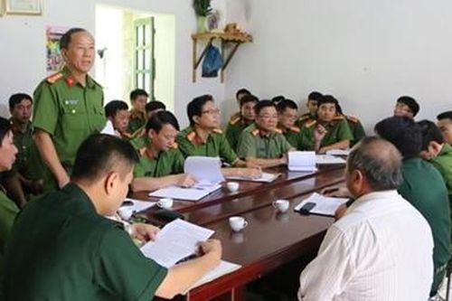 Bắt kẻ giết người trốn sang Trung Quốc