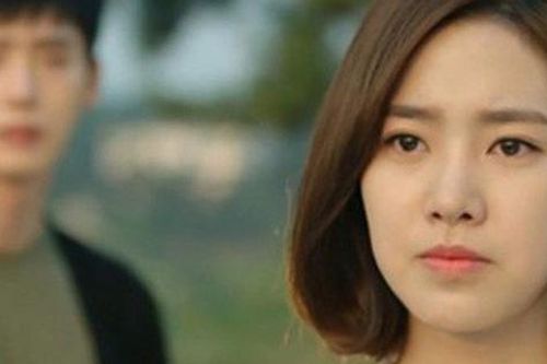 Chị chồng dặn em trai 'tự giữ tiền thi thoảng cho cháu', tôi vô tình đọc được liền đáp trả khiến chị im re