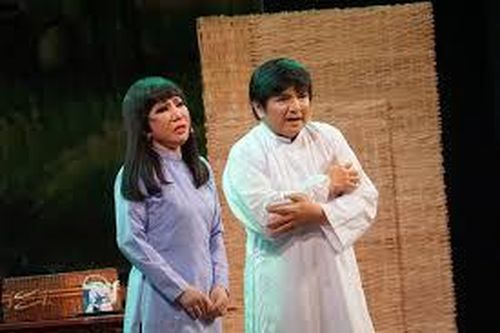 Thanh Kim Huệ - Chí Tâm tái hợp 'Lan và Điệp' sau 45 năm