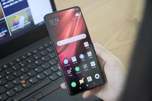 Xiaomi Mi 9T có xứng đáng kế nhiệm 'kẻ phá giá' Pocophone F1?