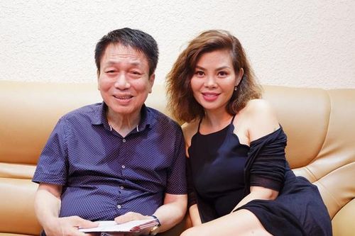 Ngọc Anh 3A đến thăm nhạc sĩ Phú Quang
