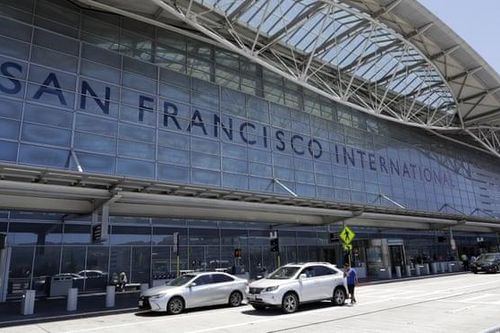 Sân bay quốc tế San Francisco cấm hoàn toàn chai nhựa sử dụng một lần