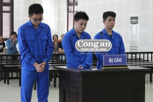 Nhóm buôn ma túy 9x 'đời giữa' lãnh án
