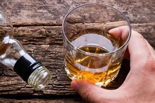 4 việc làm sau khi uống rượu có thể đẩy bạn đến gần hơn với cái chết