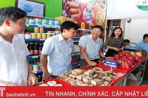 Huyện đầu tiên Hà Tĩnh hỗ trợ nông dân mở cửa hàng nông sản an toàn