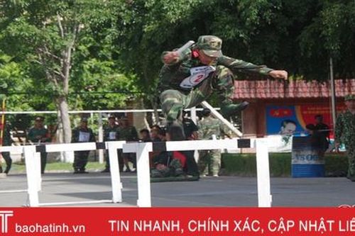 Xem chiến sỹ LLVT Hà Tĩnh thi chữa cháy, cứu hộ - cứu nạn