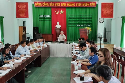 Lãnh đạo tỉnh làm việc tại xã Suối Tân