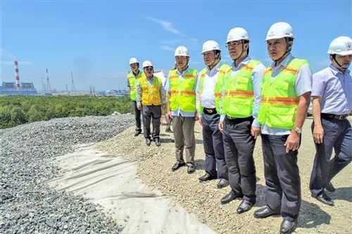 Lãnh đạo tỉnh Quảng Trị thăm nhà máy nhiệt điện Vĩnh Tân 2 và Trung tâm nhiệt điện Vĩnh Tân