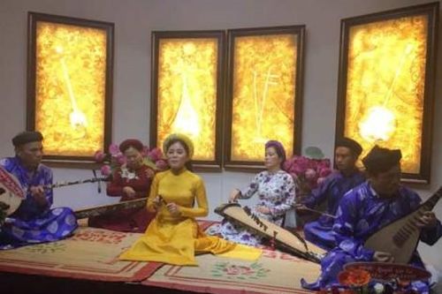 Văn hóa - Nghệ thuật Thông tin văn hóa Ca Huế thính phòng tròn 6 tuổi