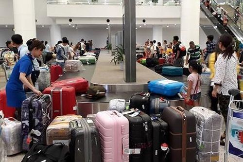 Hai nữ hành khách đánh nhau ở sân bay Nội Bài