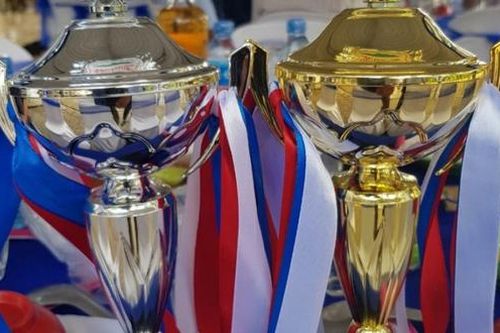 'Thi' uống rượu: Nỗi buồn 'tửu vương'
