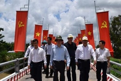 Nguyên Chủ tịch nước vận động xây dựng 10 cầu nông thôn tại Đồng Tháp