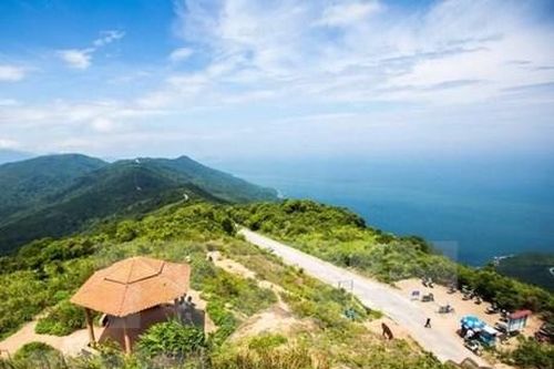 Xảy ra nhiều vụ tai nạn trên bán đảo Sơn Trà khi du khách đi 'phượt'