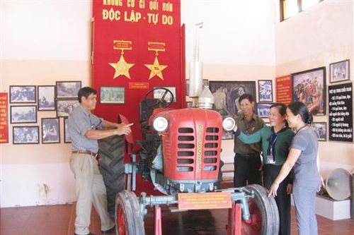 Xây dựng huyện Vĩnh Linh ngày càng phát triển, xứng đáng với truyền thống hào hùng của quê hương