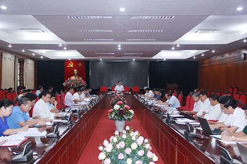 Họp Tiểu ban Văn kiện Đại hội Đảng bộ tỉnh lần thứ XV
