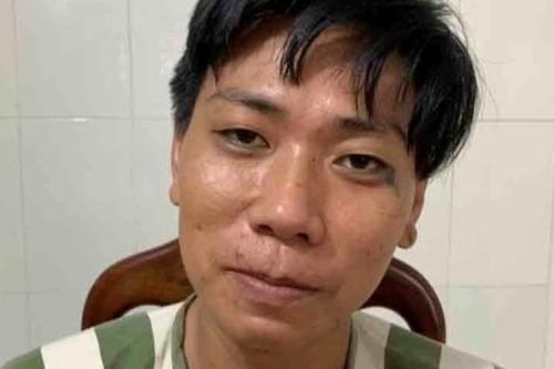 Bắt gã bảo vệ dâm ô bé gái còn quay 8 clip làm kỷ niệm