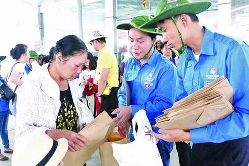 Không dùng sản phẩm nhựa một lần trong công sở: Hà Nội quyết tâm thay đổi thói quen