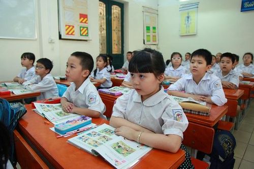 Tuyển sinh đầu vào cấp tiểu học: Thêm trường để bớt 'nóng'