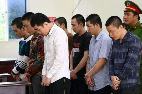 Đánh chết tình địch vì ghen tuông, nhóm thanh niên lĩnh án